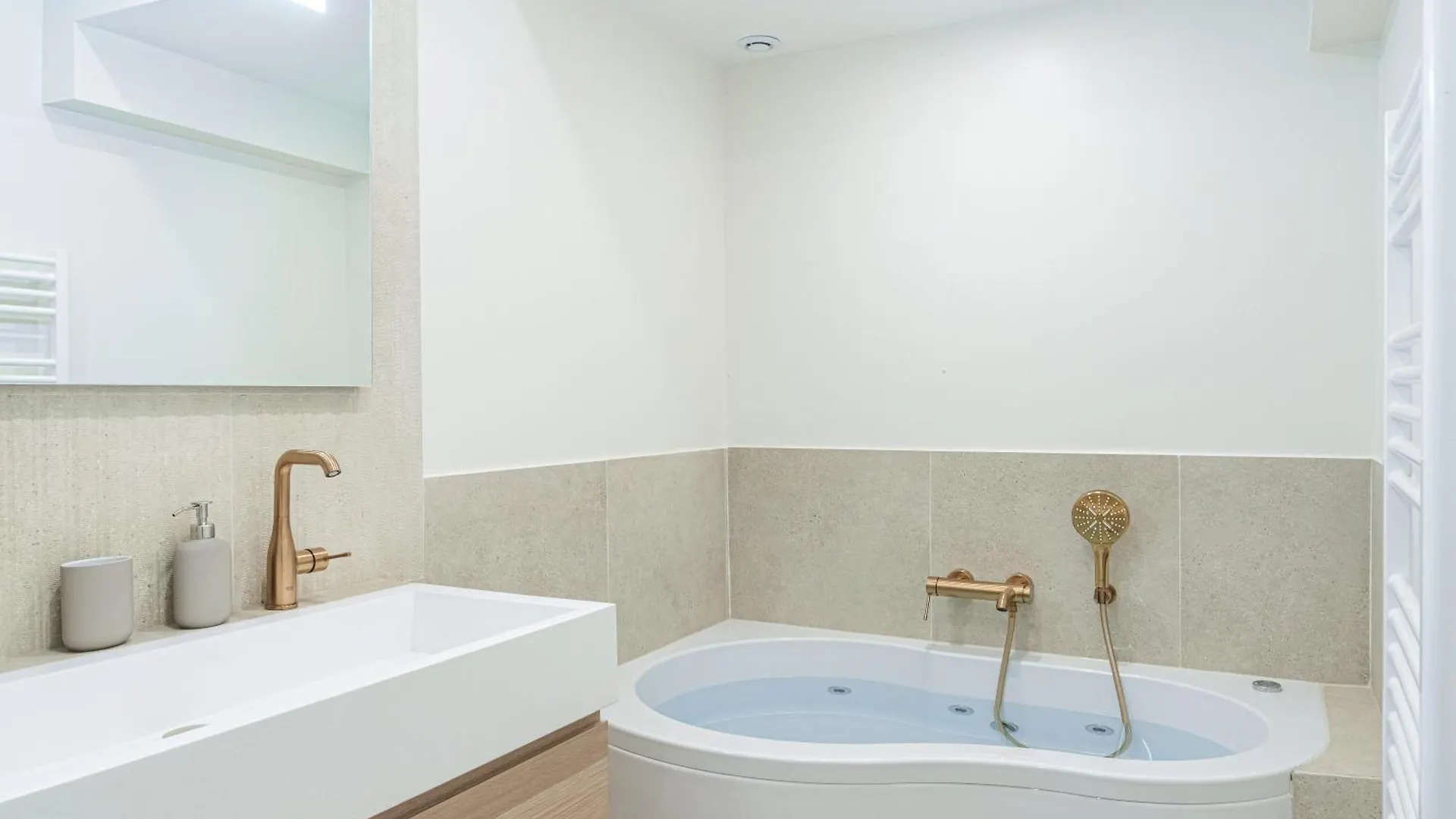 Daire Lavie Maison Ac & Jacuzzi