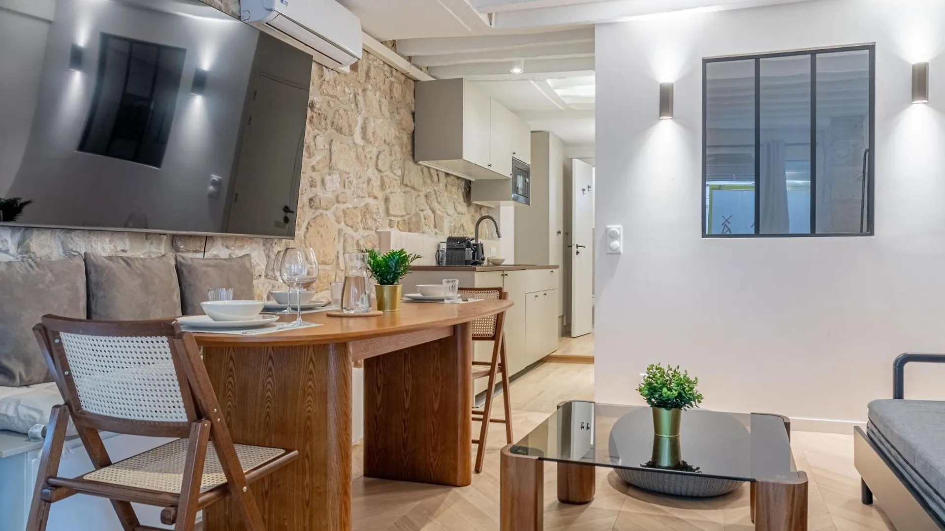 Lavie Maison Ac & Jacuzzi Daire