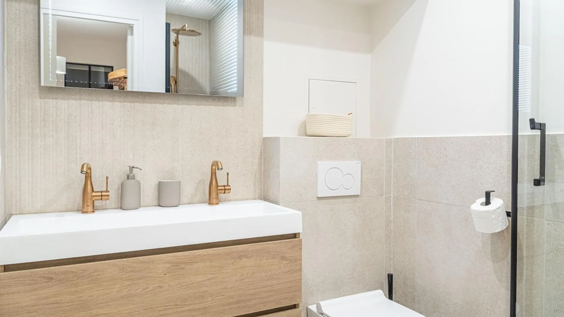 Lavie Maison Ac & Jacuzzi * Paris