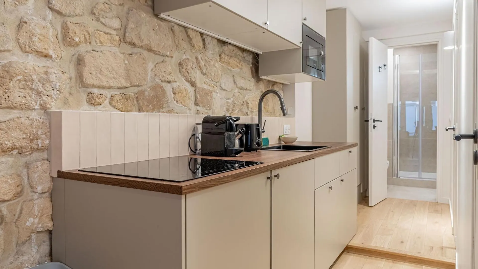 Lavie Maison Ac & Jacuzzi Apartment *